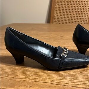 Life Stride Black Flats with Silver Chain Detail